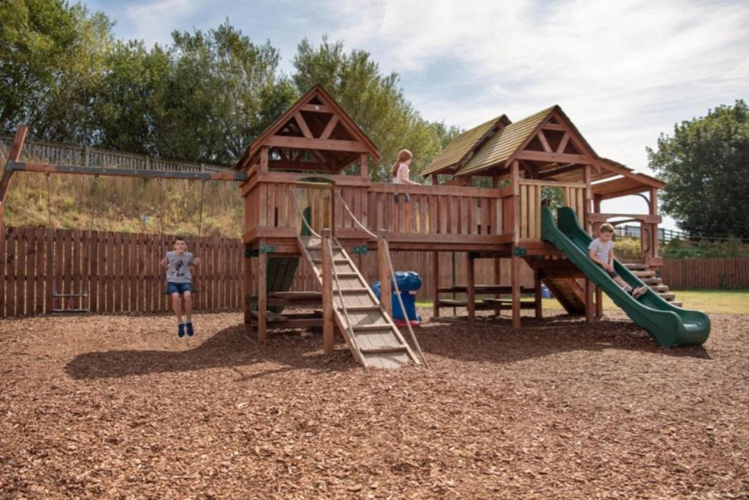 Tunstall View Caravan Holidays At Sand Le Mere Exterior foto