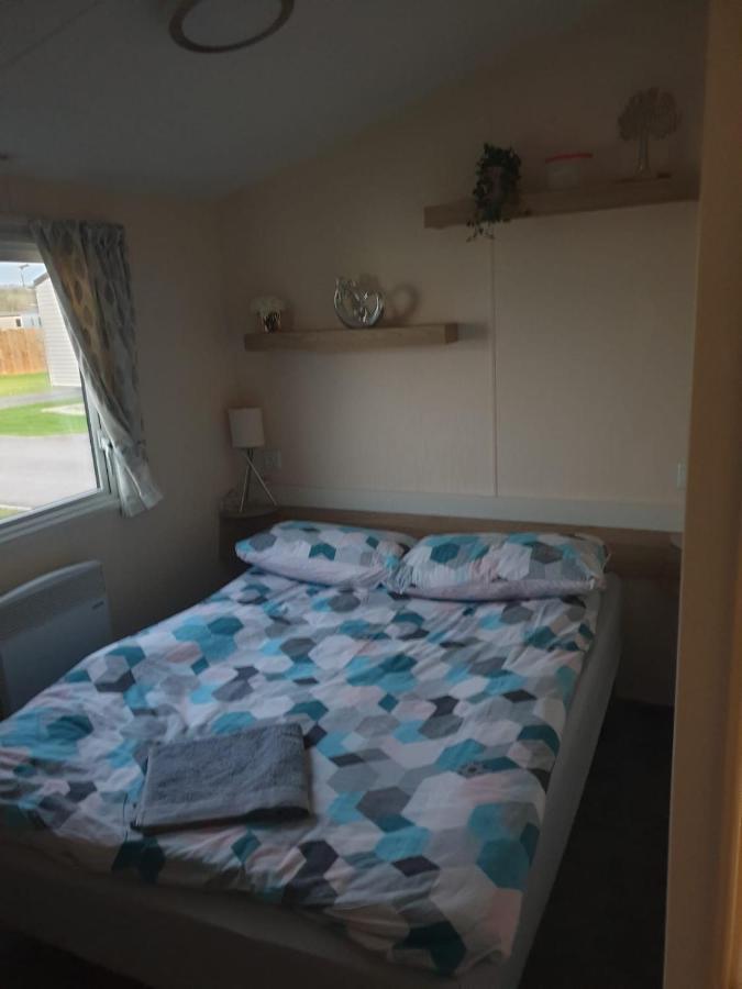 Tunstall View Caravan Holidays At Sand Le Mere Exterior foto
